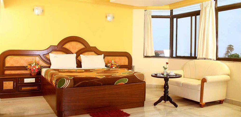 קניאקומרי Hotel Sun World מראה חיצוני תמונה