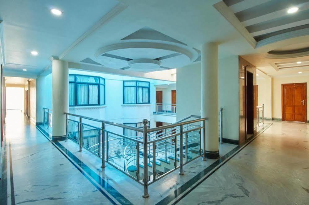 קניאקומרי Hotel Sun World מראה חיצוני תמונה